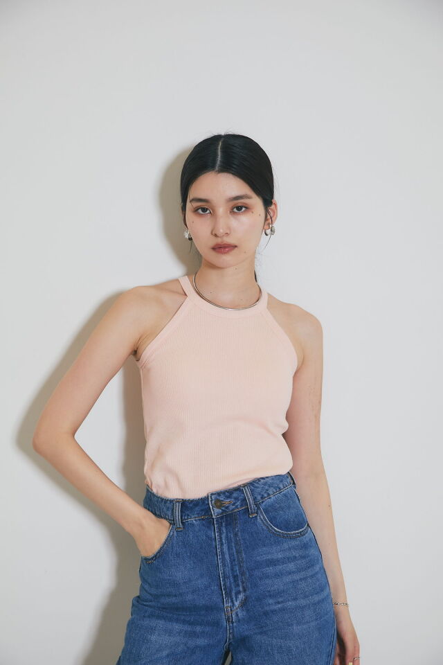 カップ付きホルターネックタンクトップ