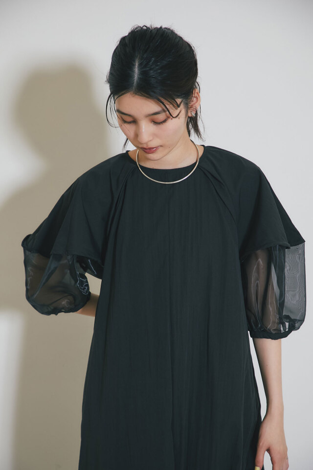 WEB限定】袖オーガンジー切替ワンピース