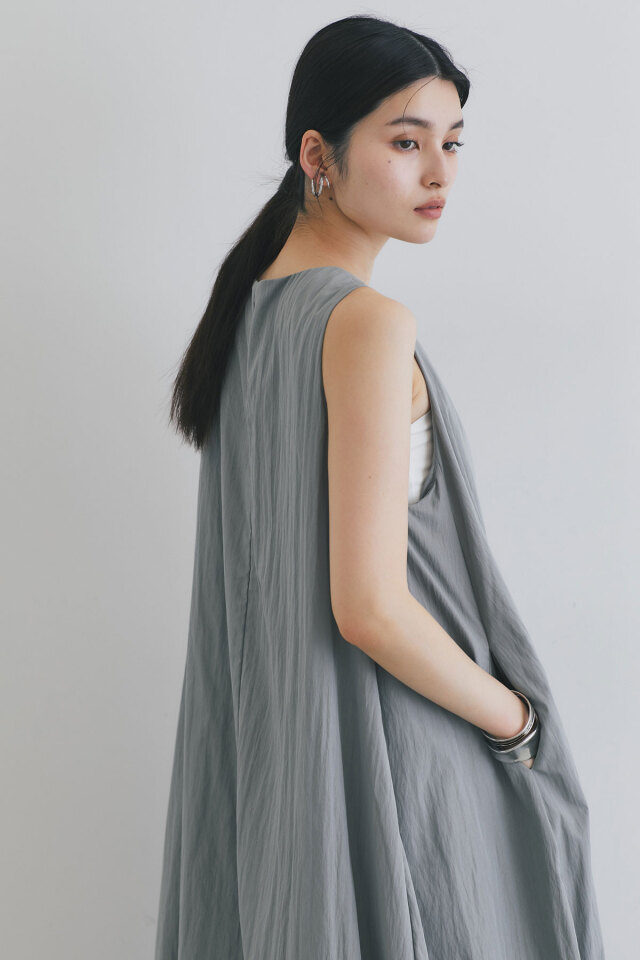 WEB限定】バルーンノースリワンピース