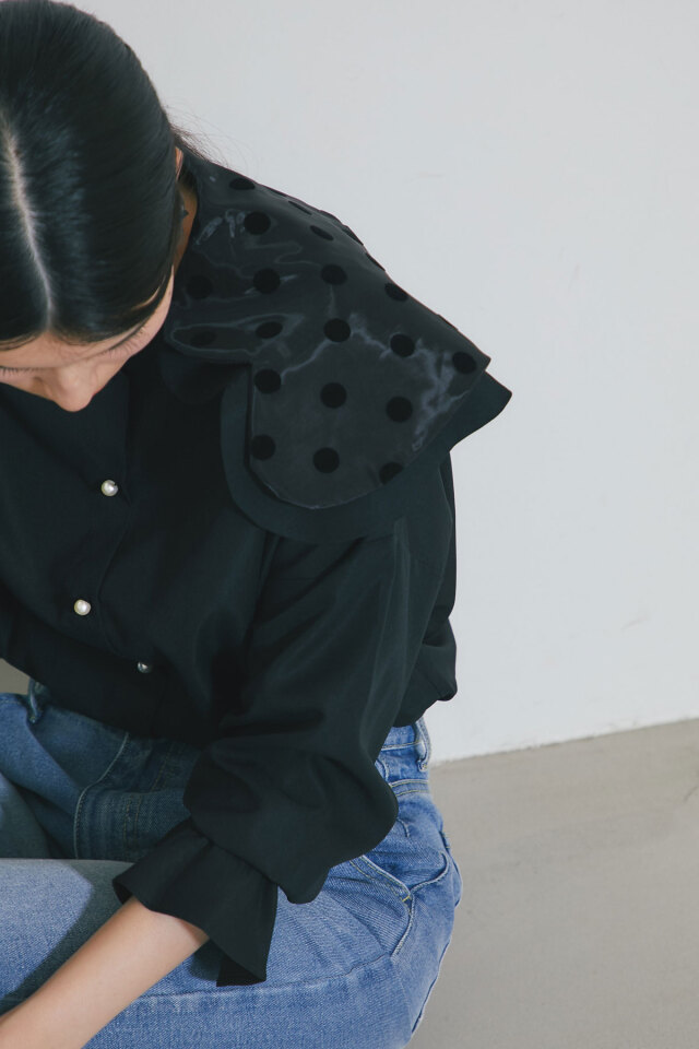 WEB限定】ドット襟スカラップブラウス