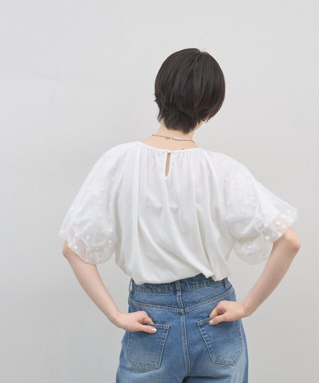 ドットチュールバルーンスリーブブラウス