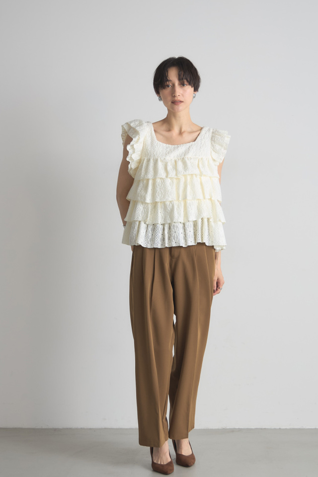 レース刺繍ティアードフリルトップス※一部店舗のみ入荷