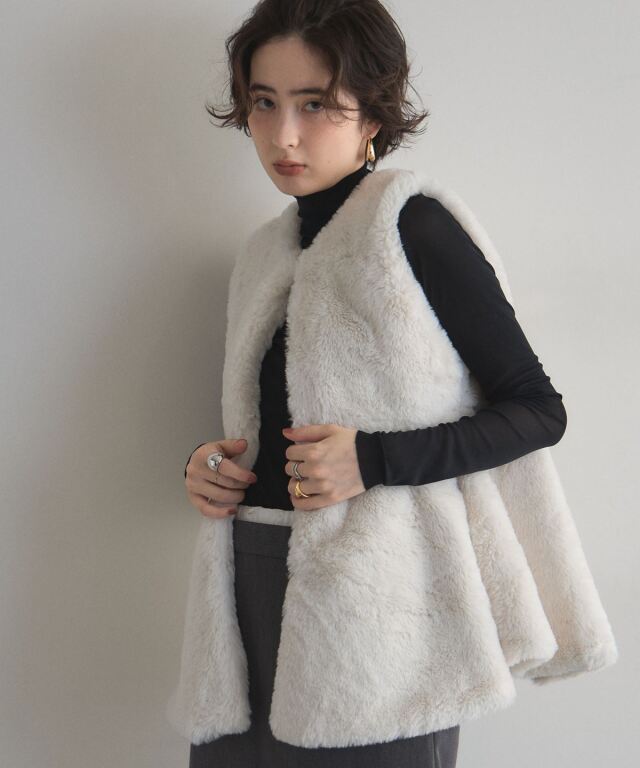 WEB限定】フェイクファーペプラムベスト