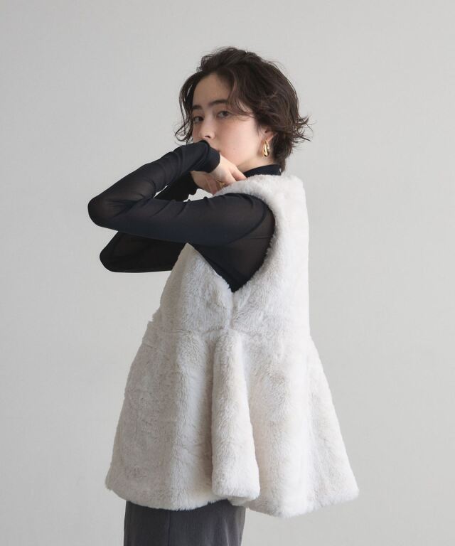 WEB限定】フェイクファーペプラムベスト