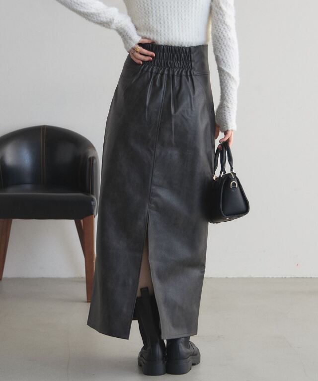 オフィシャルサイト限定】フェイクレザーパイピングナロースカート