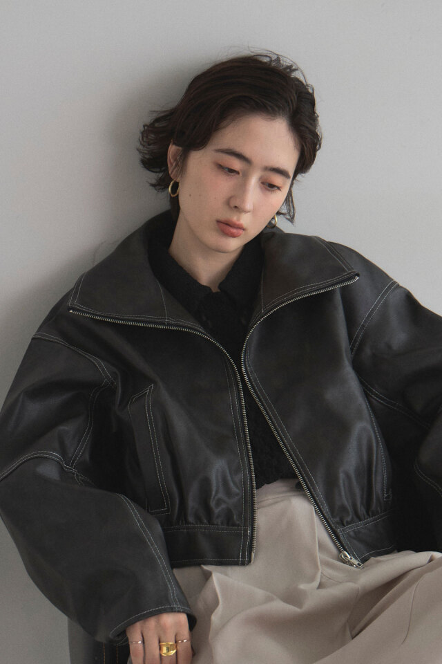 ケーブルニット