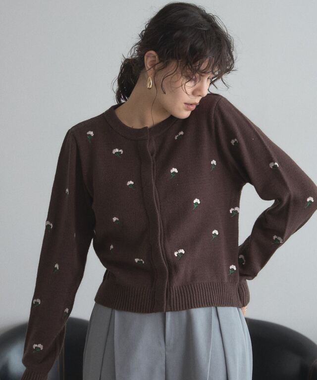 Rene フラワー刺繍カーディガン　パール　ブラック 36 立体フラワー刺繍パール釦リブニットカーディガン