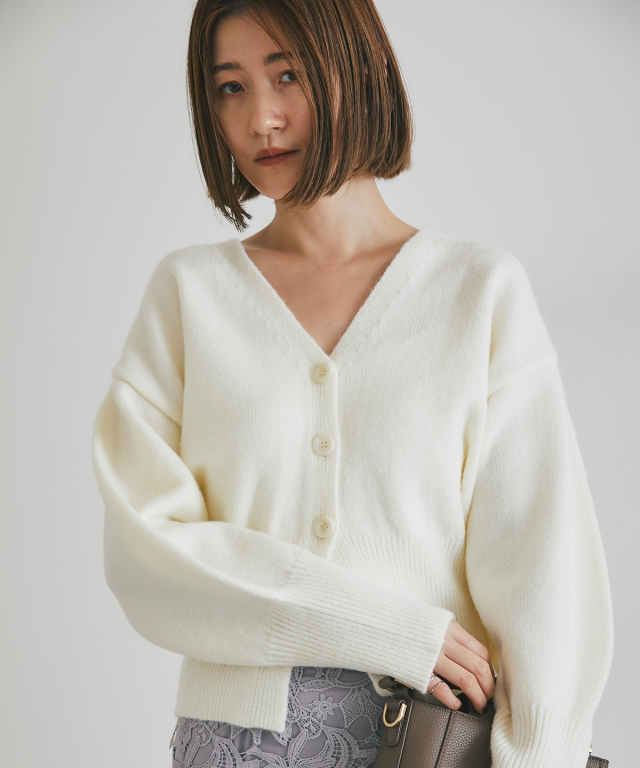 WEB限定】アルパカタッチVネックカーデ