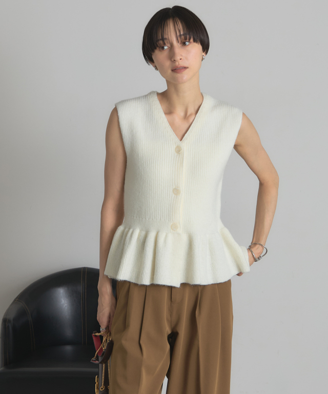 アルパカさん。専用ページ WEB限定】アルパカタッチペプラムニットジレ