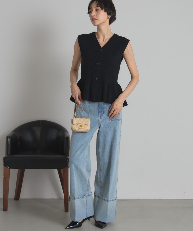 WEB限定】アルパカタッチペプラムニットジレ