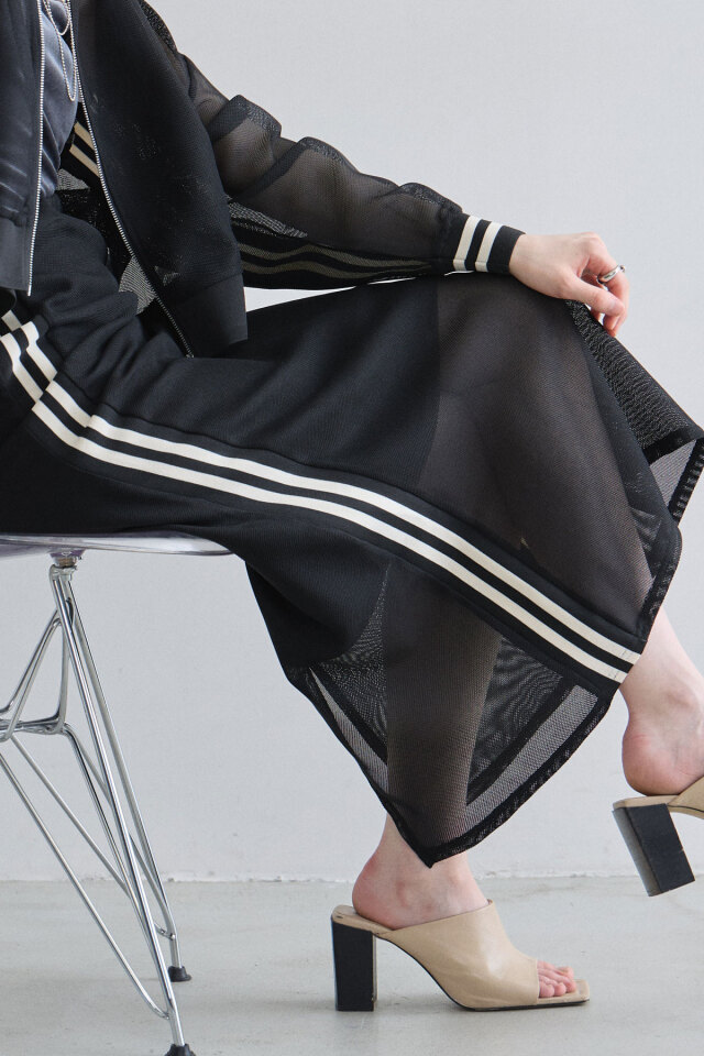 ケーブルニット