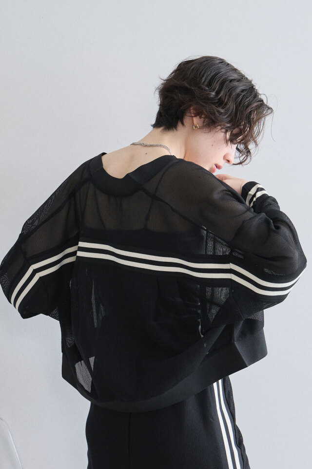 ケーブルニット