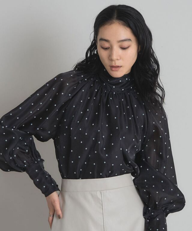 2WAYボリュームスリーブリボンブラウス フロッキードット※一部店舗のみ入荷