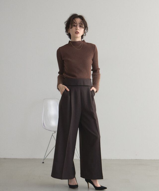 WEB限定】袖ファーリブニットトップス