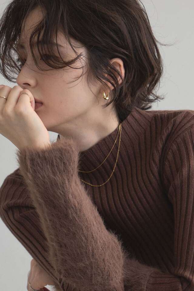 レーススリーブブラウス