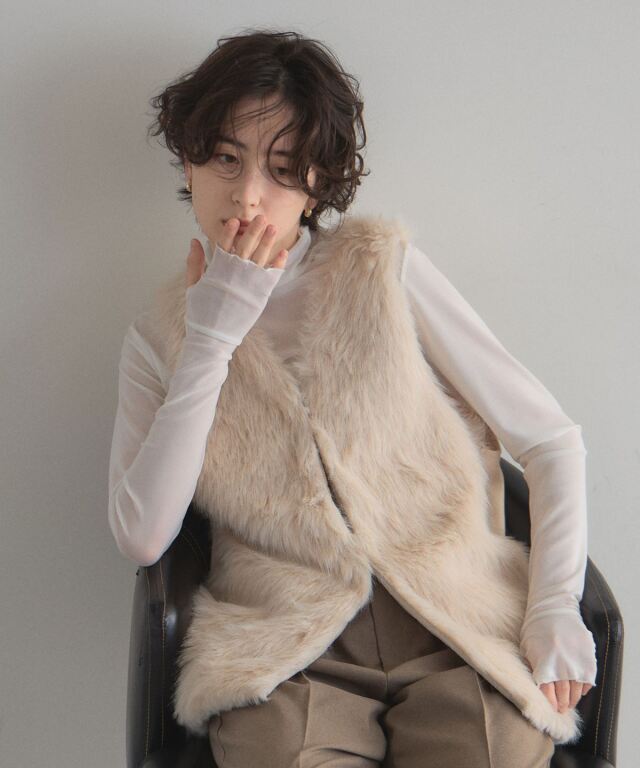 フェイクファーベスト※一部店舗のみ入荷