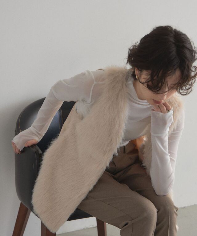 フェイクファーベスト※一部店舗のみ入荷