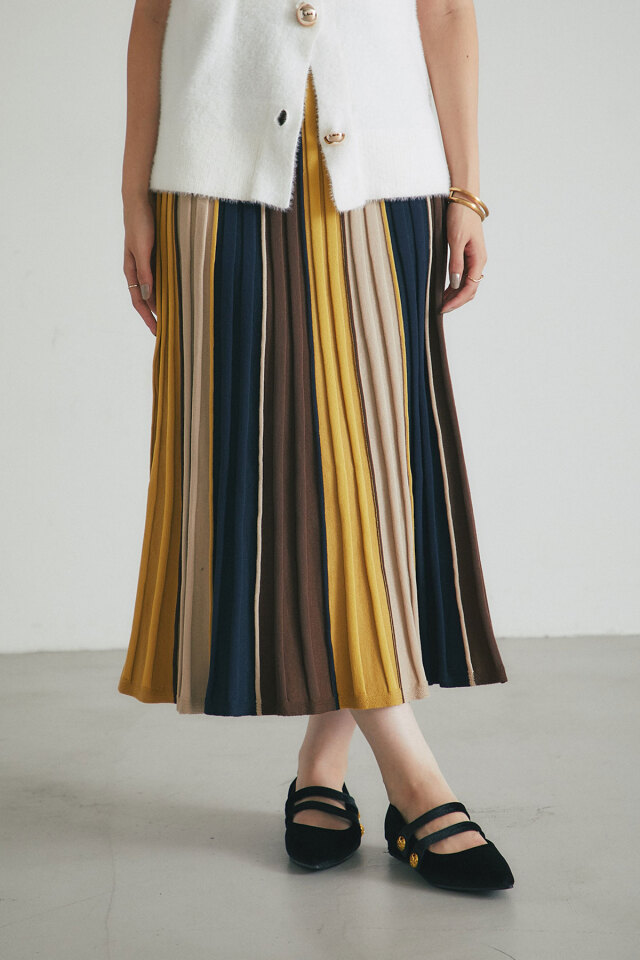 ケーブルニット