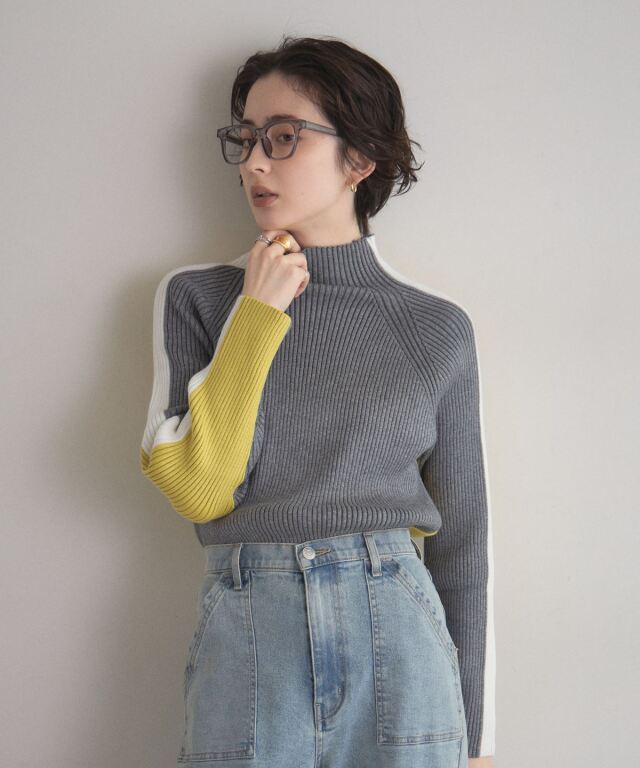 オフィシャルサイト限定】配色ボトルネックニット