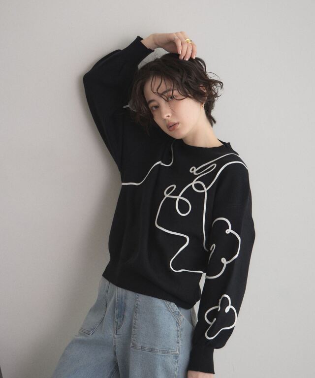オフィシャルサイト限定】ラインアートニットトップス