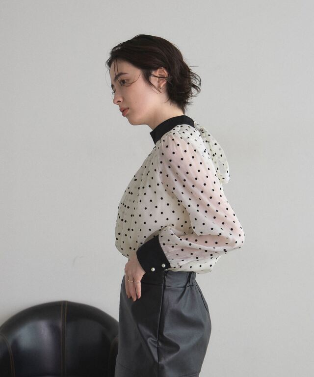 theory luxe 25AW 水玉プリント ドット柄 ボウタイブラウス 38 Theory luxe - お取り置き luxe 25SS 完売 水玉プリント ドット柄