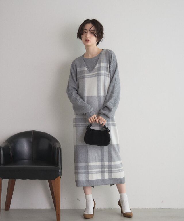 オフィシャルサイト限定】ニットトップス×チェックニットスカートセット
