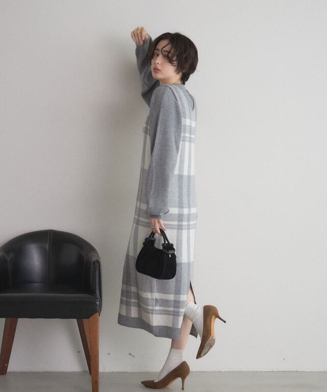 オフィシャルサイト限定】ニットトップス×チェックニットスカートセット