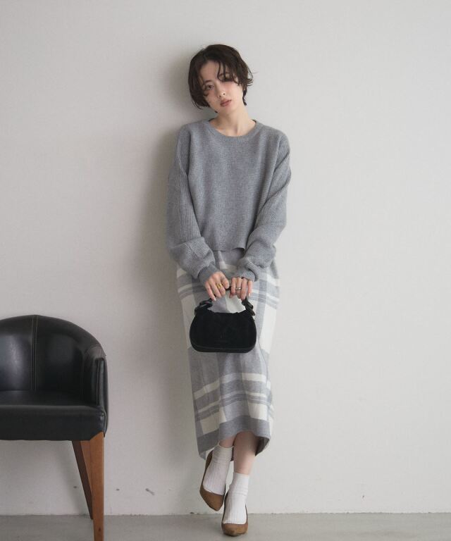 オフィシャルサイト限定】ニットトップス×チェックニットスカートセット