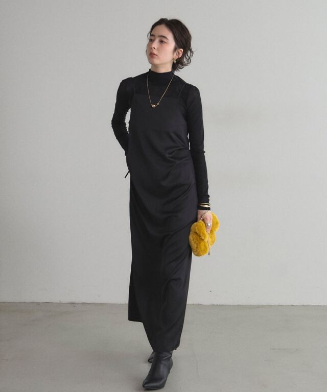 マットサテンサイドピンタックキャミワンピース