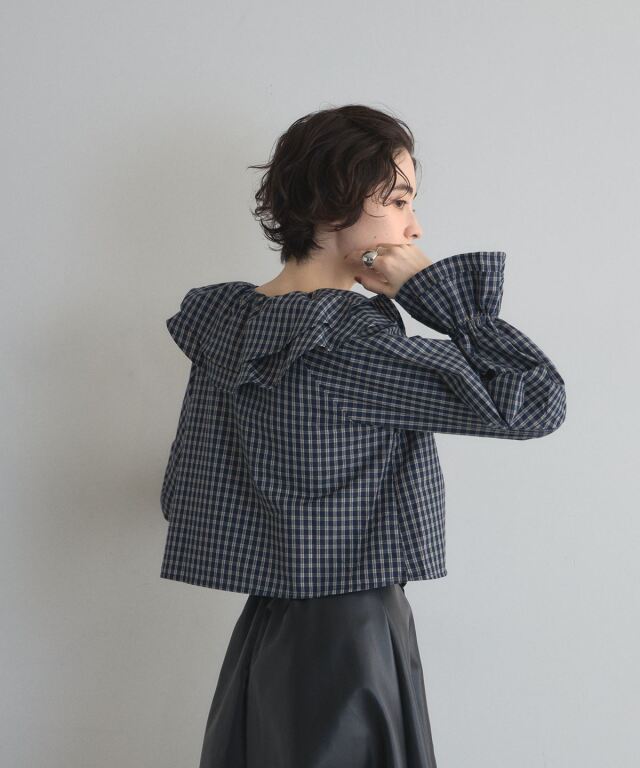 オフィシャルサイト限定】ラッフルカラーチェックブラウス