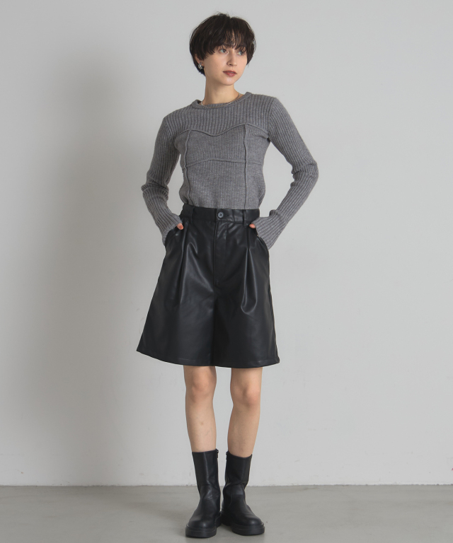 フェイクレザーハーフパンツ