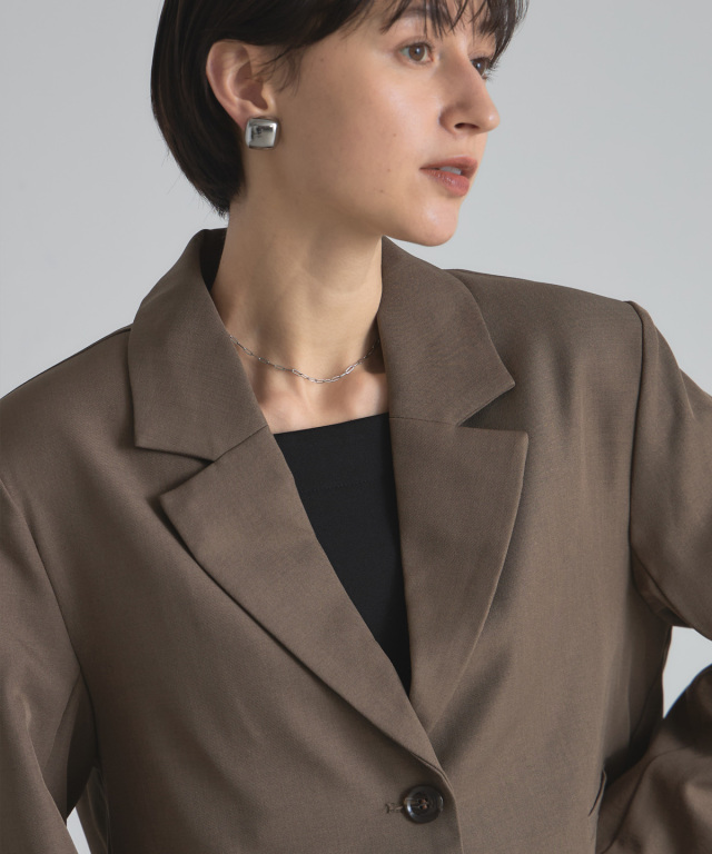 オフィシャルサイト限定】ツイルショートテーラードジャケット