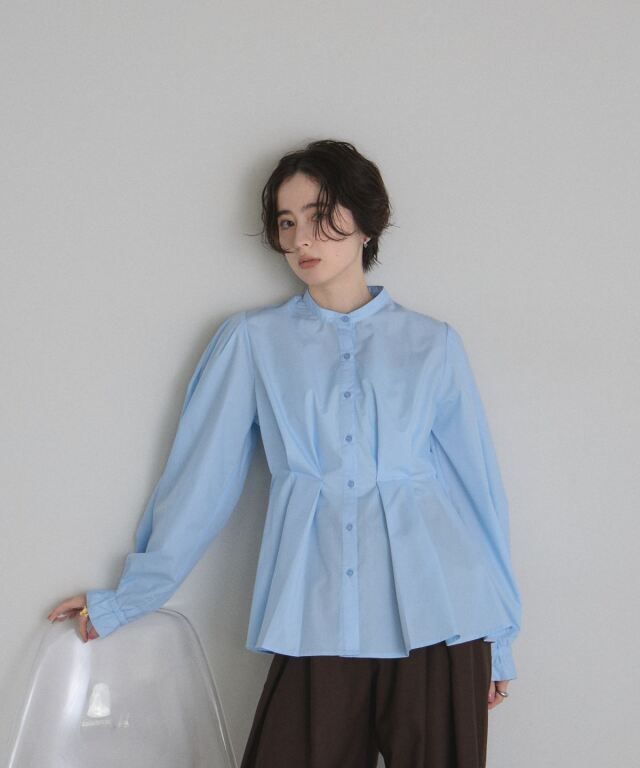 オフィシャルサイト限定】襟取り外し可能ウエストタックブラウス