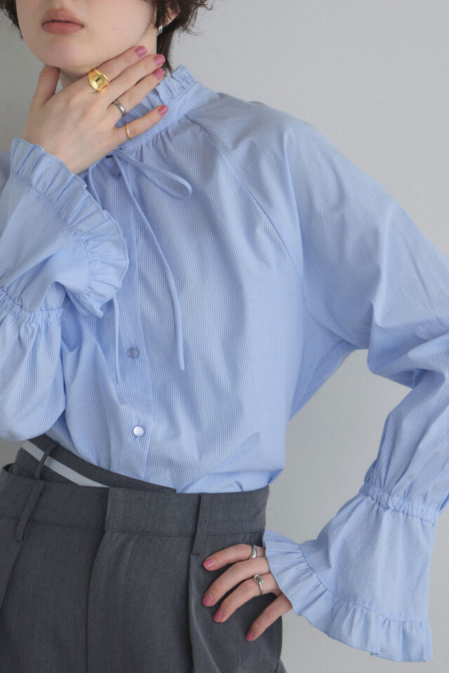 ケーブルニット