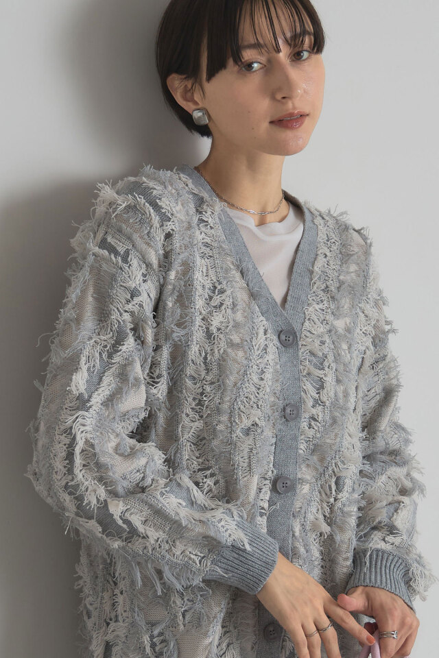 ケーブルニット