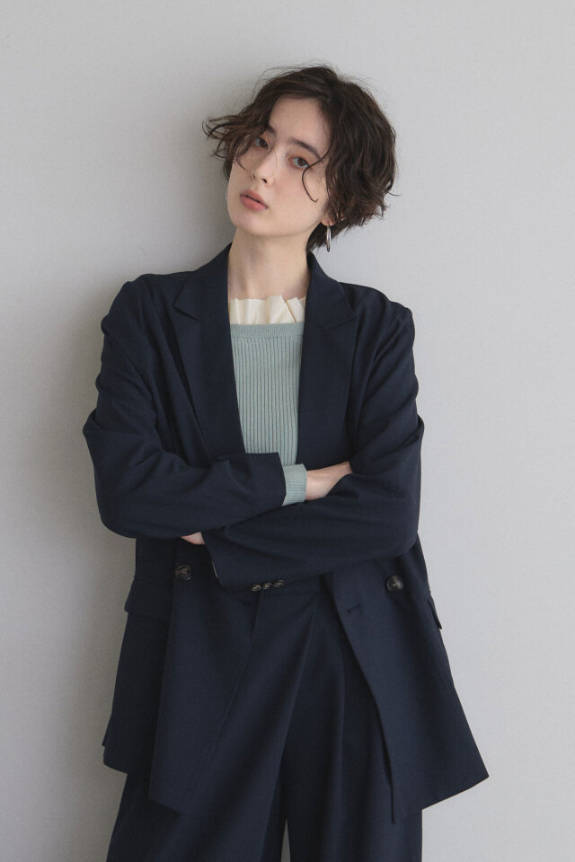 ケーブルニット