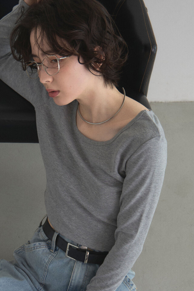 ケーブルニット