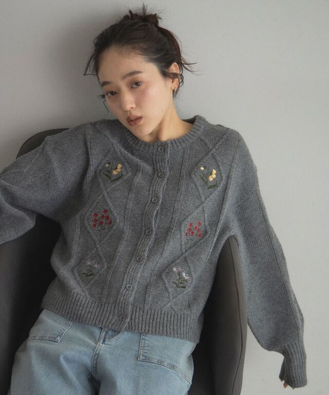 極美品　M’S GRACY　カーディガン　エッフェル塔　パリ　刺繍　黒　38 極美品 M'S GRACY カーディガン エッフェル塔 パリ 刺繍 黒 38 極美品