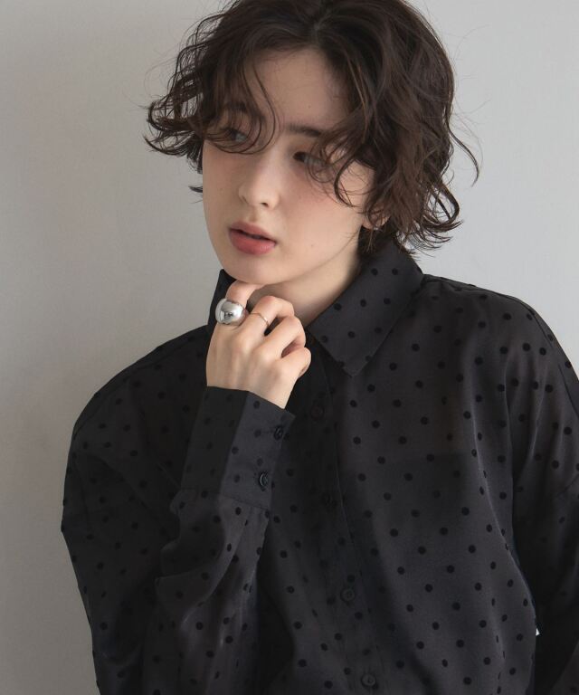 オフィシャルサイト限定】ドットドロップショルダーシャツ