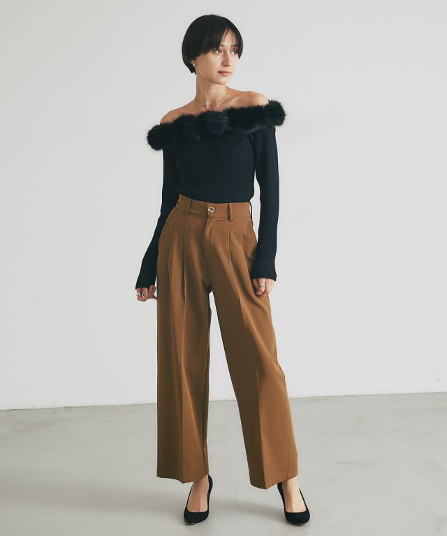 2wayファ―オフショルニット