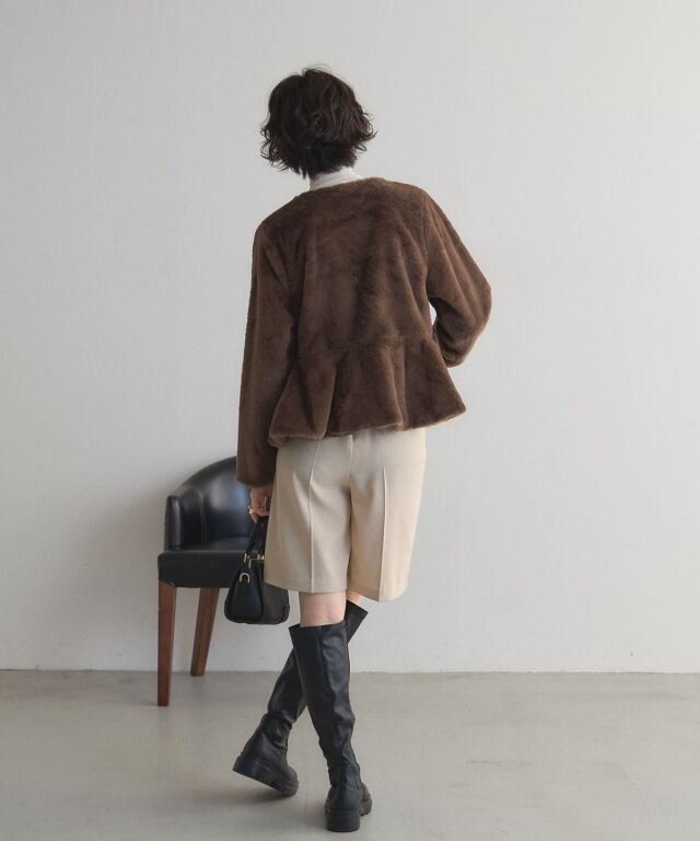 オフィシャルサイト限定】ペプラムファージャケット