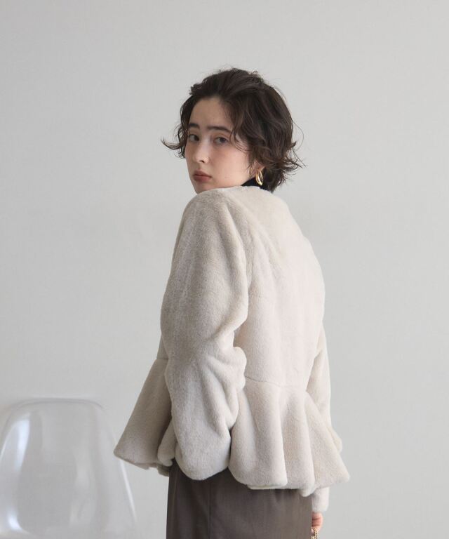 ＪＯYミンク ファージャケット ペプラム ベルスリーブ オフホワイト オフィシャルサイト限定】ペプラムファージャケット