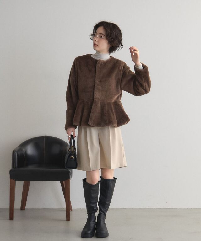 オフィシャルサイト限定】ペプラムファージャケット
