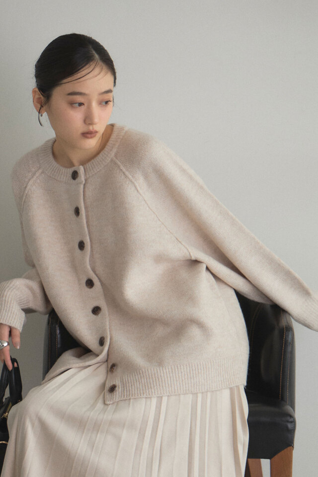 ケーブルニット