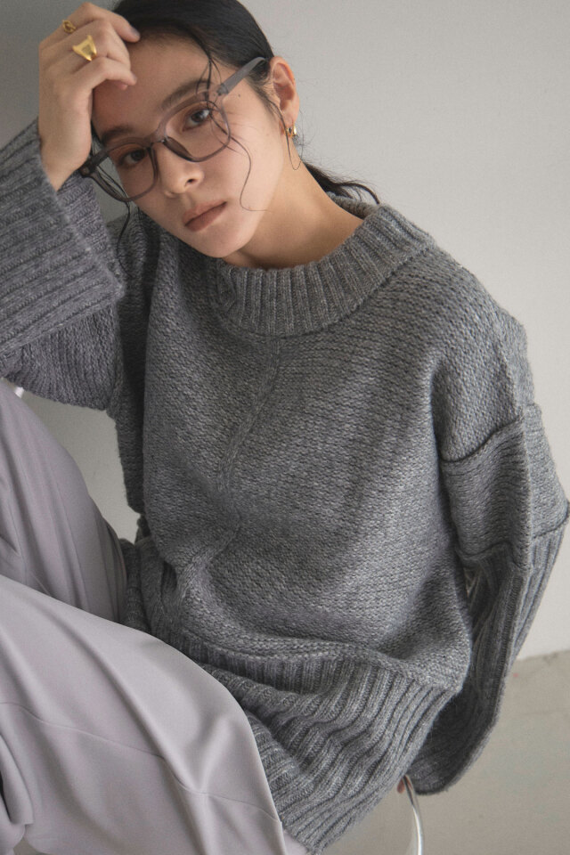 ケーブルニット