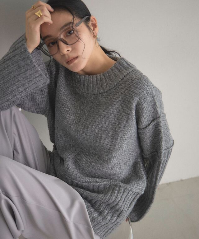 オフィシャルサイト限定】ロングリブクルーネックニット