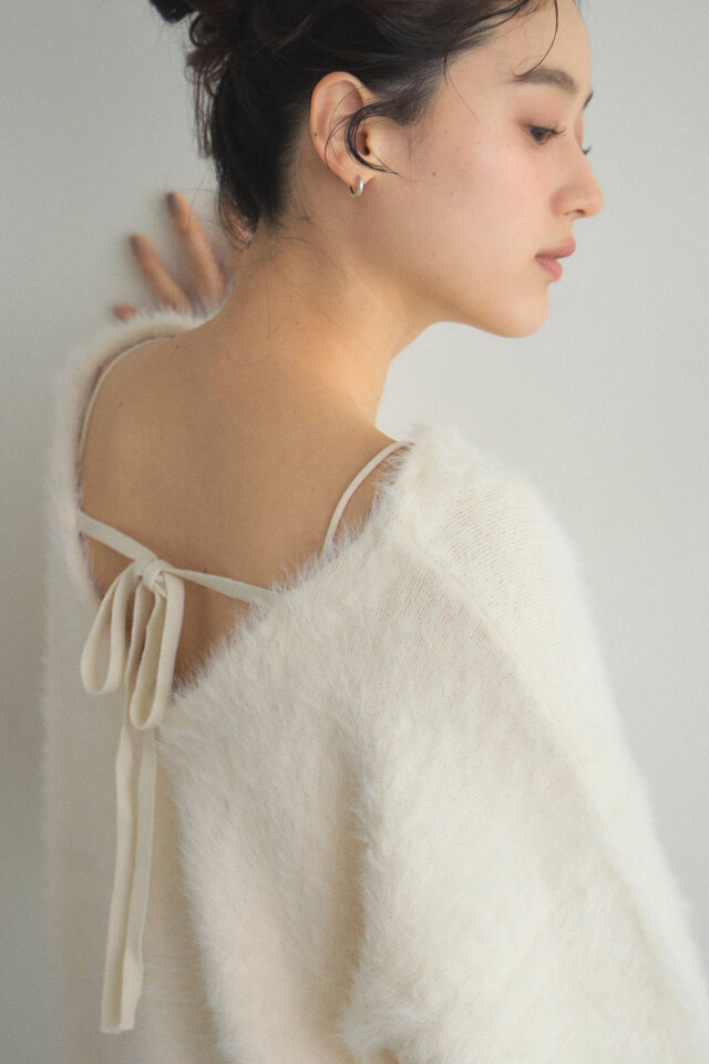 ケーブルニット