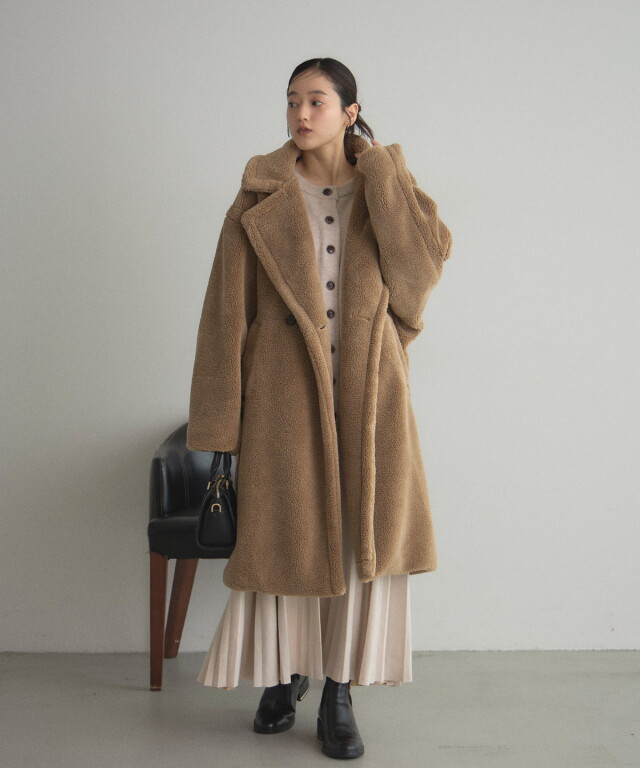 オフィシャルサイト限定】テディボアビッグカラーロングコート