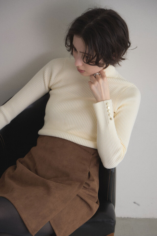 ケーブルニット