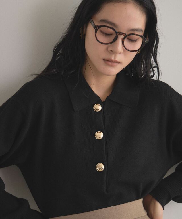 11月27日オフィシャルサイト限定少量再販！襟付きゴールドボタンニット